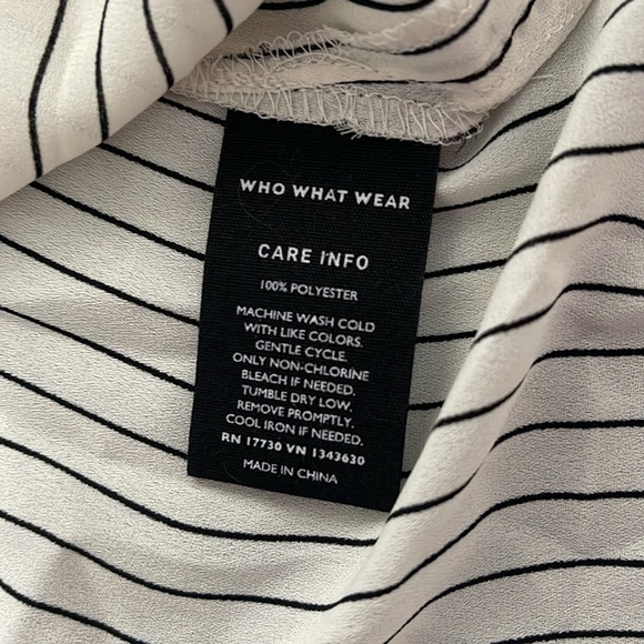 Striped Button-Up Blouse - Picture 6 of 6